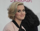 Katy Perry torna bionda