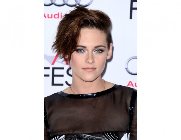 Kristen Stewart: taglio corto con ciuffo voluminoso