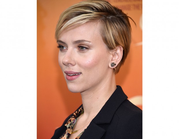 Capelli corti per Scarlett