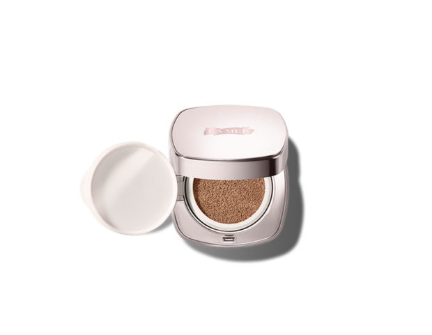 The Luminous Lifting Cushion Foundation SPF20